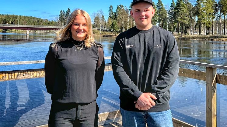 Elise och Carl 2024.jpeg