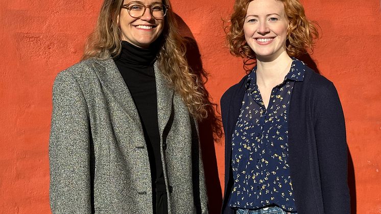 Fra venstre: Jenny Maria Hammerlund Ribe og Stine Marie Hoggen begynte begge i Grønn Byggallianse i oktober. Foto: Grønn Byggallianse