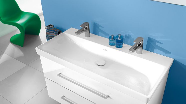 Avento, Crystal White