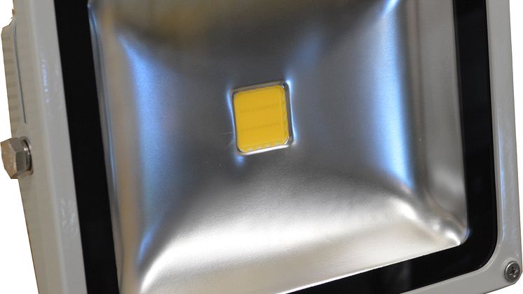 F20 20W LED-strålkastare högupplöst 7761211
