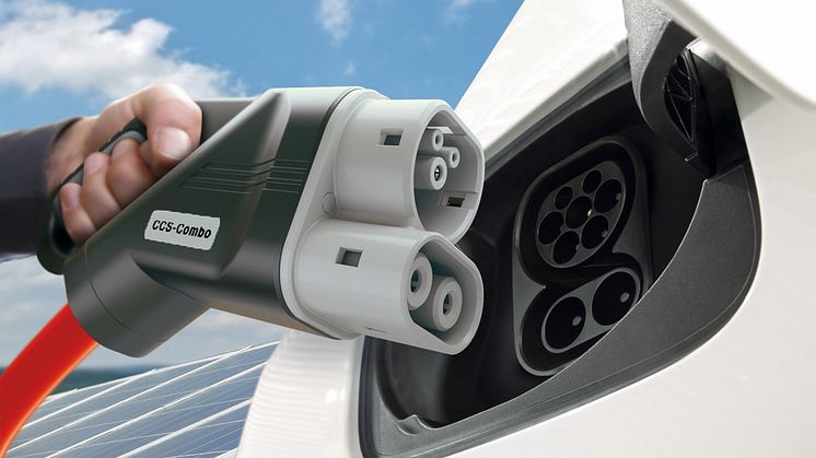 BMW-gruppen, Daimler AG, Ford Motor Company og Volkswagen-gruppen med Audi og Porsche planlegger et samarbeid for lynrask, kraftig hurtiglading langs Europas motorveier