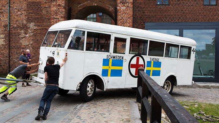 Pressbild 1: Vita bussen på Malmöhus 