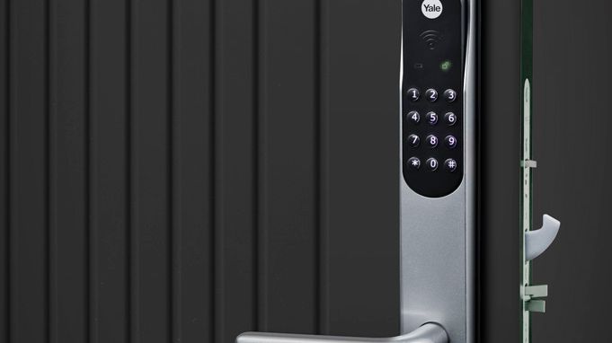 Yale Doorman Classic 02