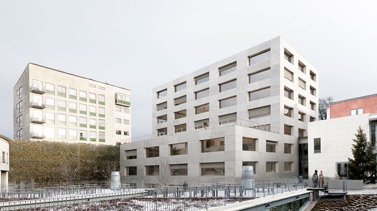 Handelshögskolan i Göteborg, förslag 5: Annex, Från gården