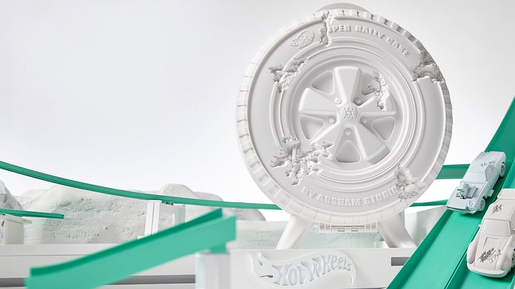 Das zweijährige Kooperationsprojekt von Arsham Studio und dem Designteam von Mattel Creations vereint Arshams Experimente mit Materialien mit den ikonischen Hot Wheels-Modellen.