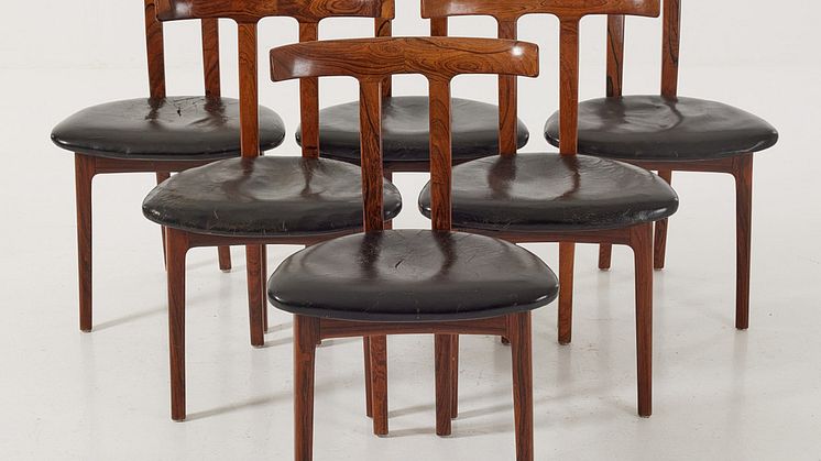 'T-Chairs' by Ole Wanscher 