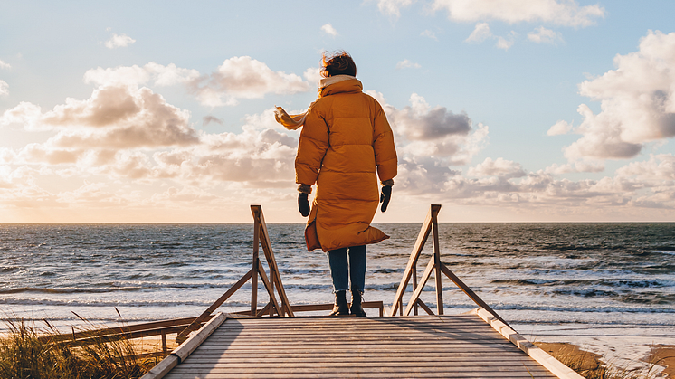 Promenera vid havet för bättre humör, vitalitet och mental hälsa. Foto: Linda Lomelino