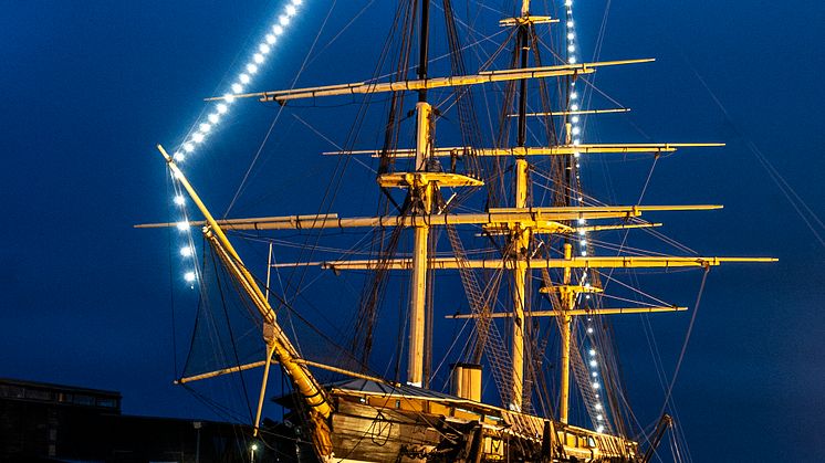 Jubilæumspris og julelys: Sådan søsættes julen på Fregatten Jylland