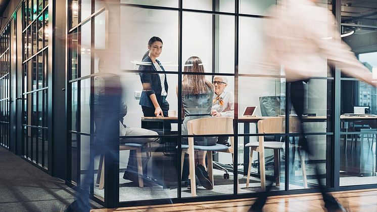 C-Suite tror att AI är nyckeln till ökad produktivitet, men de flesta arbetsplatser är inte redo att genomgå en förändring, enligt Mercers Global Talent Trends studie 2024.