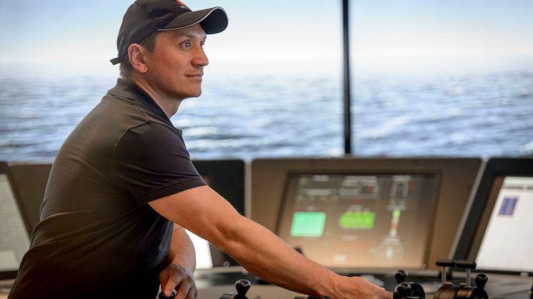 The partnership between KONGSBERG and DNV GL has been established to address the challenges that both training providers and flag states face in adhering to the STCW requirements