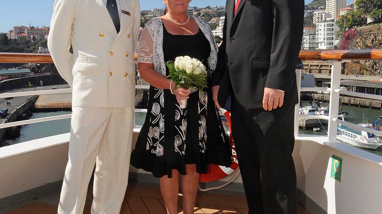 Renew your wedding vows with Fred.!
