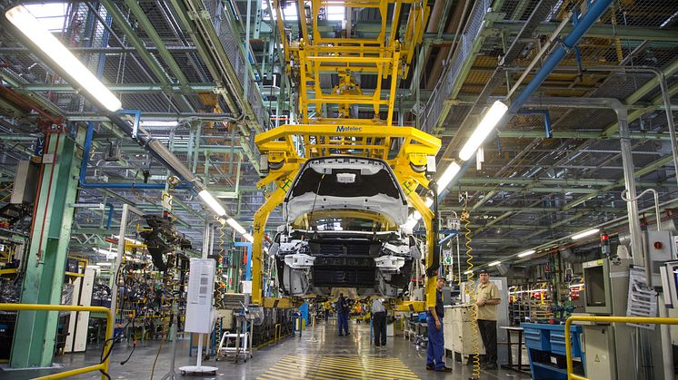 2016_Discover_SUV_3669