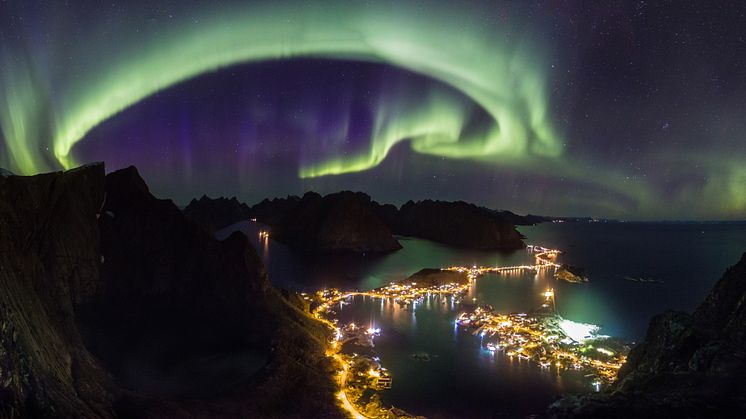 Northern Lights from Reinebringen in Lofoten - Photo: Alex Conu/VisitNorway.com