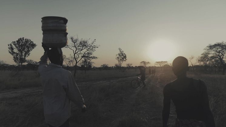 Hand in Hand bekämpar fattigdom i Zimbabwe (short version)