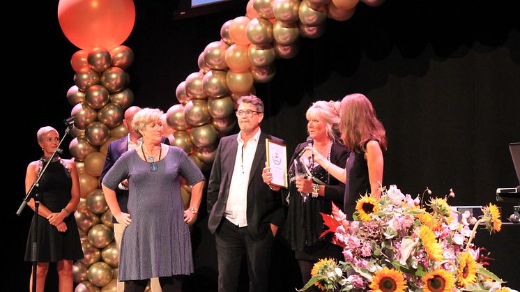 Carola Viklund, kommunpolis, Bo Hammerin, brottsförebyggare och Marita Bertilsson, chef Trygg i Norrtälje kommun på prisutdelningen på Trygg & Säker. Foto: Offentliga Affärer.