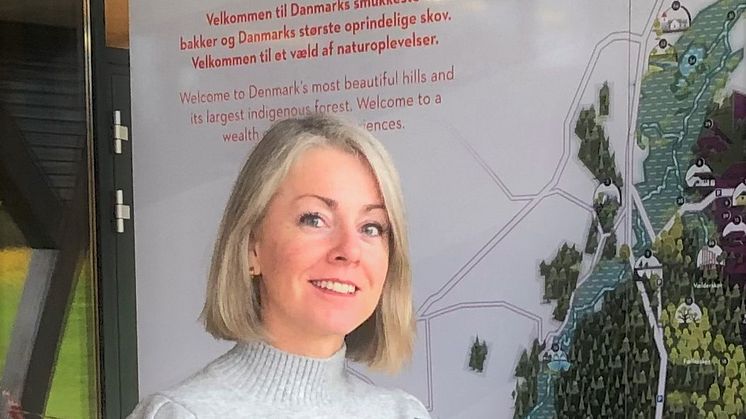 Jane Pilgaard foran RebildPorten