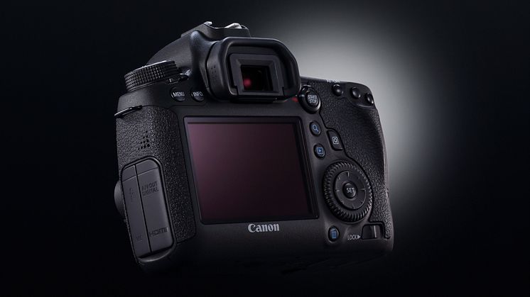 EOS 6D BCK CREATIVE.jpg