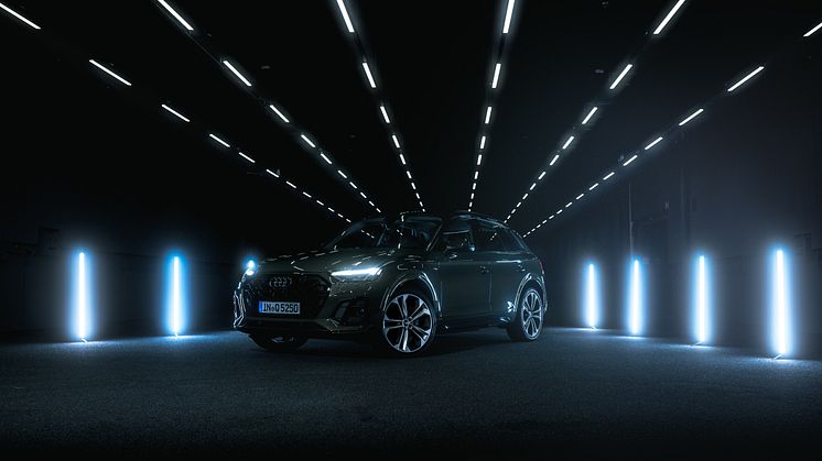 Audi Q5 40 TDI in the Audi light tunnel