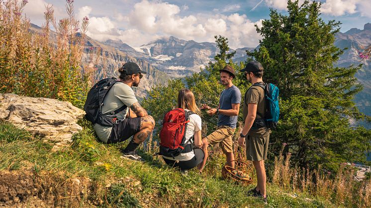 ST_3x2_Dents-du-Midi-herb-hike_97713