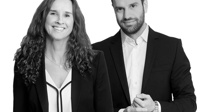 Malin Fuierer och Pege Abrahamsson, fastighetsmäklare och nya franchisetagare för  HusmanHagberg Österåker.