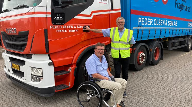 Henrik Olsen (tv) og Michael Mertov er meget glade for Stralis'en, der har rundet millionen med skiftende chauffører og minimale fejl.