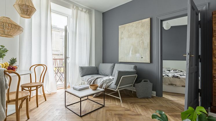 Trots stigande räntor och orolig ekonomi: Majoriteten har en oförändrad inställning till bostadsmarknaden