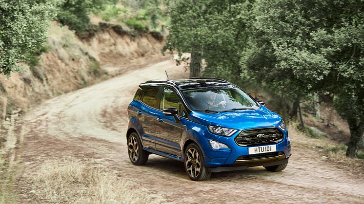 FORD_2017_EcoSport_01