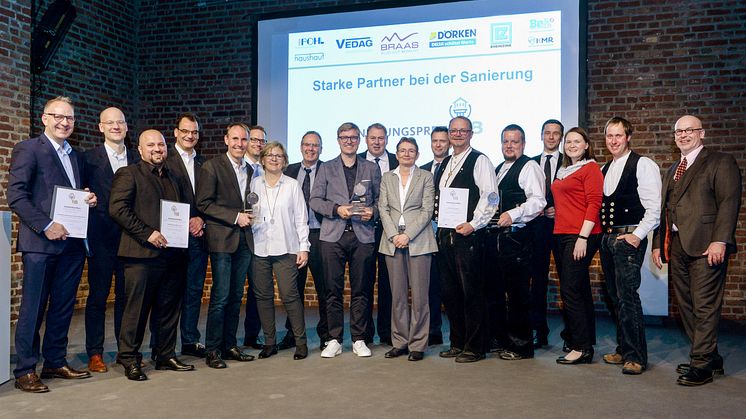 Sanierungspreis 18: Die stolzen Sieger in den Kölner Balloni-Hallen. Foto: Susanne Kurz