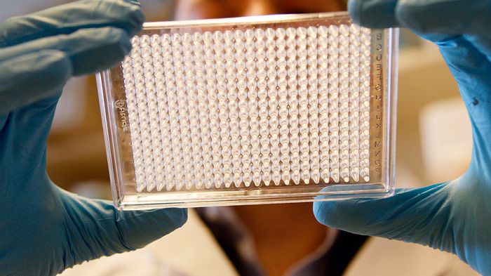 Biltema donerar 90 miljoner till cancerforskning