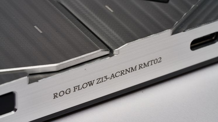 Z13-ACRNM_RMT02_0298_Preview