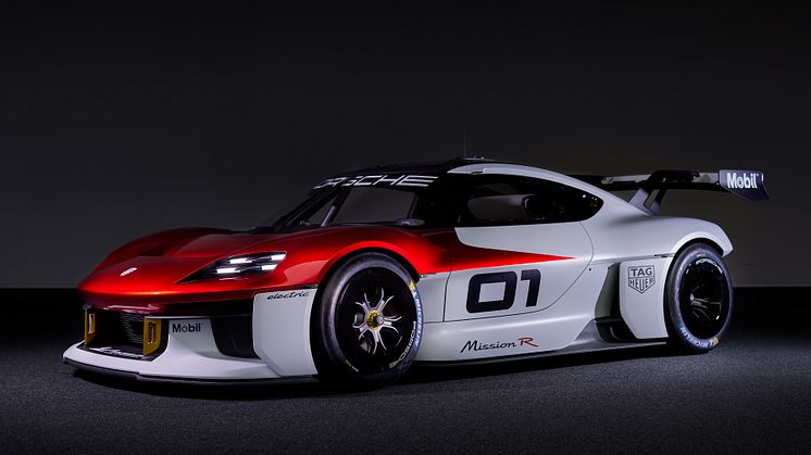 01 Porsche Mission R.jpg