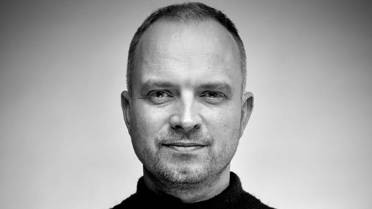 Ronnie-Fridthjof-832x1024.jpg