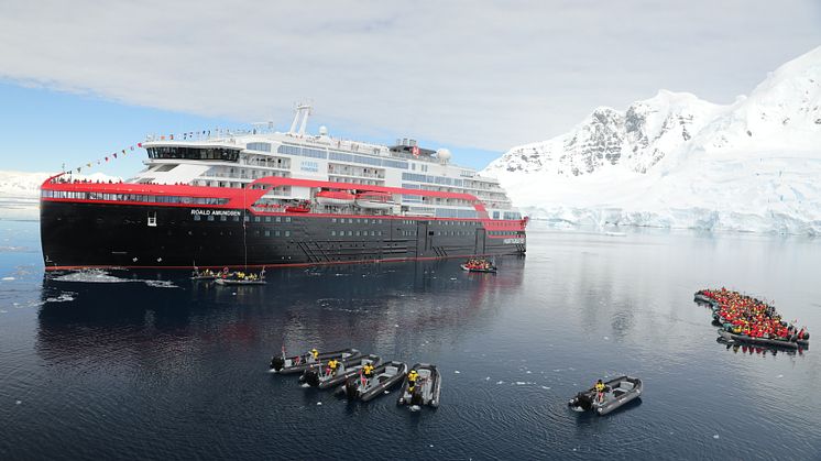 MS Roald Amundsen became the first ship to be named in Antarctica. Photo: Shayne McGuire/Hurtigruten
