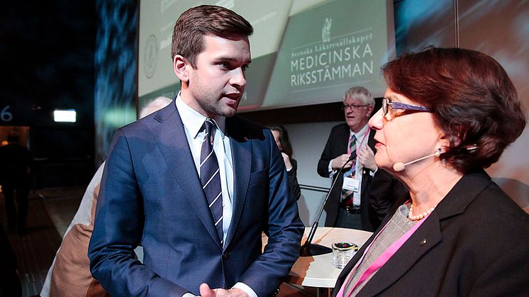 Medicinska riksstämman arrangeras 2015 – läkarnas mötesplats för debatt och fortbildning