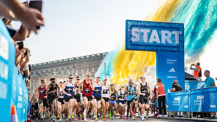 Starten på Ramboll Stockholm Halvmarathon 2024. Foto: Jonas Persson