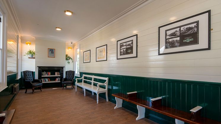 Southern's new heritage-style platform waiting room at Eridge