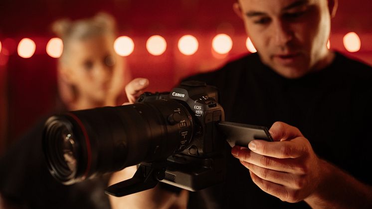 EOS R5 MarkII_Lifestyle_22_HERO_1.jpg