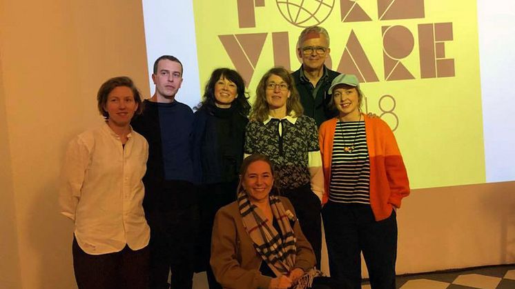 Fr. v.: Emma Persson, Charlie Styrbjörn Nilsson, Anna Elzer Oscarson (Svensk Form Väst), Hanna Järlehed Hyvinge, Mats Widbom (vd Svensk Form),  Lisa Marie Bengtsson, Pamela Lindgren
