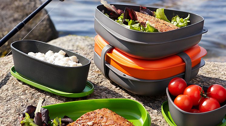 Smarta lunchkitet består av flera praktiska lådor och multibesticket Spork.