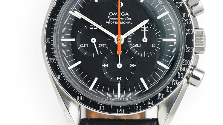 Omega Speedmaster "Ultraman" 2.jpg