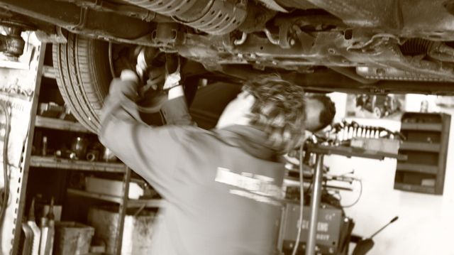 Midland med LBM Autoparts på Fordonsverkstadsmässan Kista som gästas av Kenny Bräck