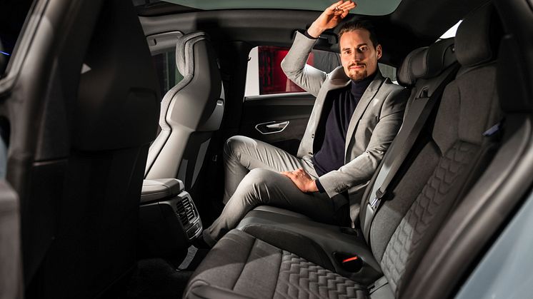 Audi e-tron GT (Kemoragrå)
