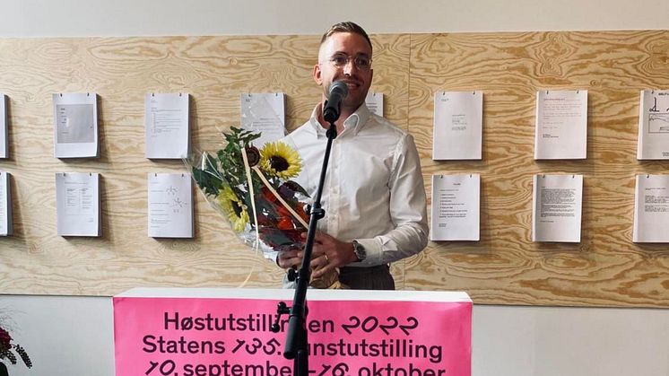 Christian Tunge vant Norske Grafikeres Fonds grafikkpris på Høstutstillingen: – Viser en sofistikert og kontrollert bruk av risografi som grafisk uttrykksform