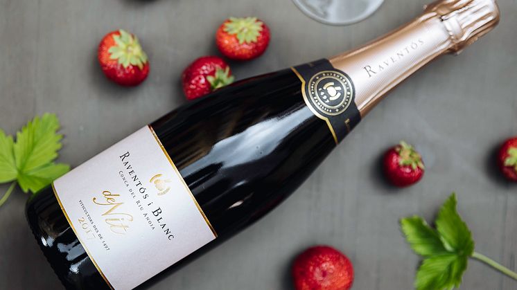 Den 7e Juli släpps Raventós i Blanc De Nit 2017 (Nr 95695, 179kr)