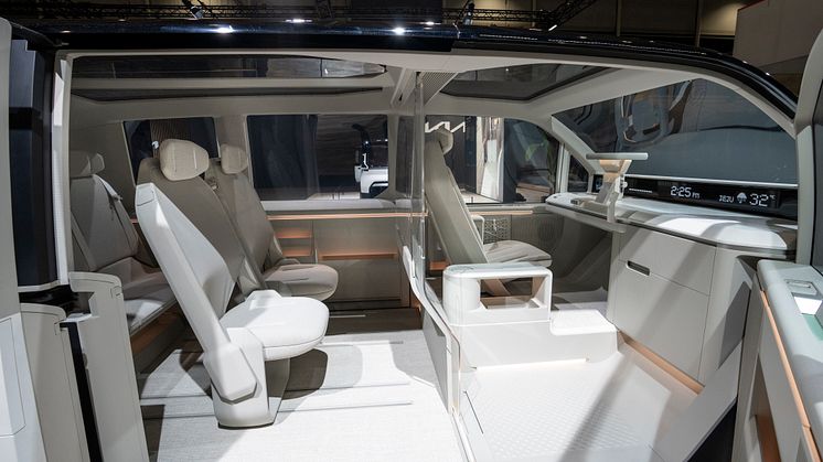 kia-pbv-pv5-iaa-24-interior-highres005.jpg