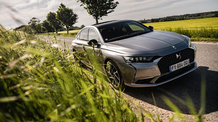 DS AUTOMOBILES har løftet sløret for en nye DS 9 plug-in hybrid: DS 9 E-TENSE 250