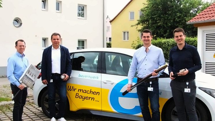 230606_Kundencenter-Pressegespräch-Eggenfelden-Gruppenfoto2