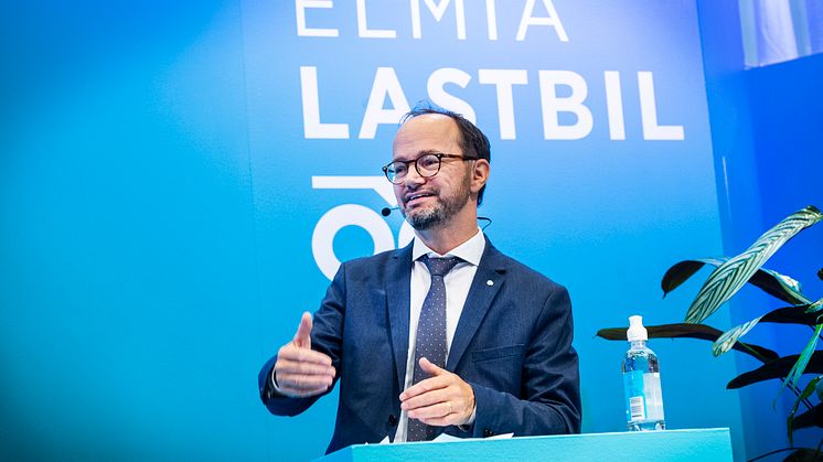 Infrastrukturminister Tomas Eneroth (S) inviger Elmia Lastbil onsdag 24 augusti kl. 10:00-10:30.