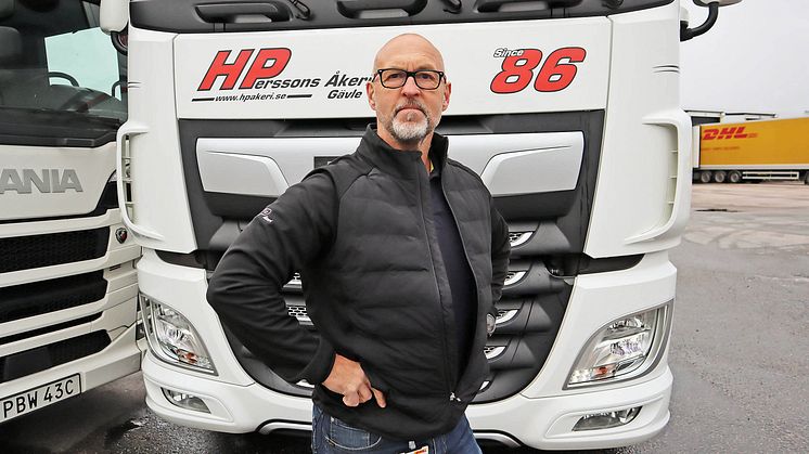 Christer "Vezo" Johansson, säker och stark på HP Åkeri.