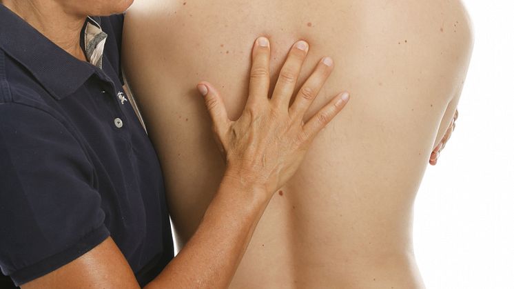Osteopathie kann nachweislich eine Hilfe zur Prävention, gegen bestehende Rückenschmerzen und zur Wiedereingliederung sein. Foto: VOD
